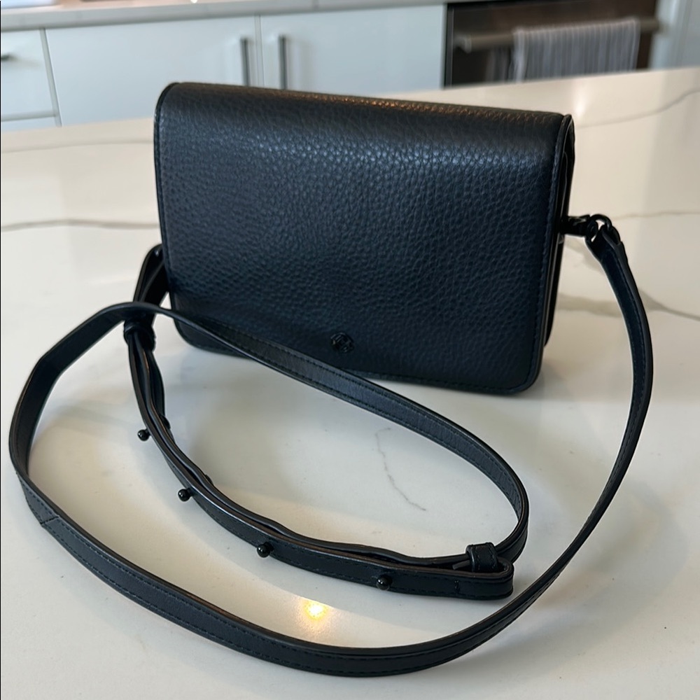 Dagne Dover Black Leather Crossbody Bag